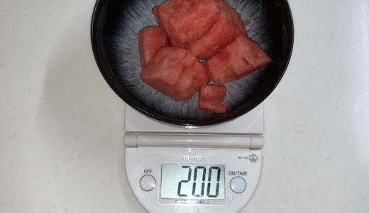 スイカを食べて血糖値を計ってみた。